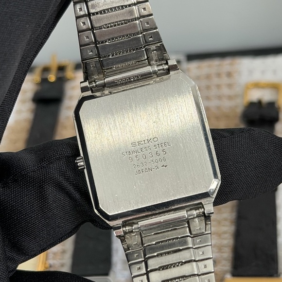 Vintage 1979 Seiko Quartz 2632-5000 Men’s Watch
[Very Good Condition] - Picture 5 of 8